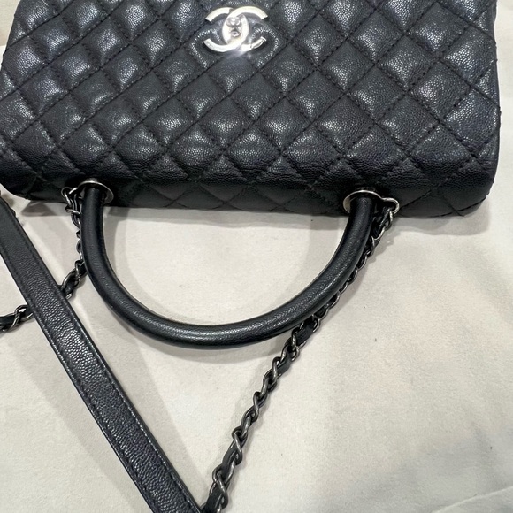 Chanel Quilted Caviar Medium Coco Top Handle Bag - Picture 4 of 12